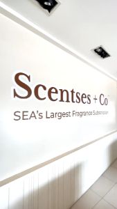 Juicy Couture Viva La Juicy Petals Please EDP 100mL | Original Perfume