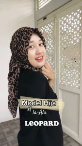 Jilbab Segiempat Motif Macan Leopard Hijab Lasercut