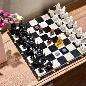 Đồ Chơi Lắp Ráp Lego Mô Hình Bàn Cờ Vua Hogwarts Kỷ Niệm 20 Năm Của Harry Potter 76392 lắp ghép mô hình Hogwart Wizard s Chess quà tặng trí tuệ