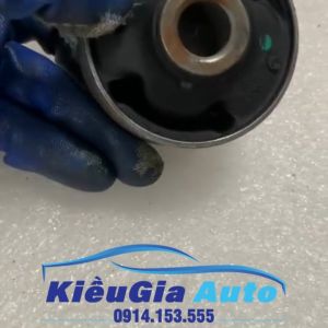 Cao su càng A Kia Sportage 2004-2010