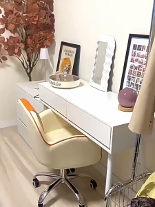 Kursi kantor kursi rias rotasi 360 derajat dengan roda dapat menahan beban hingga 150 kg