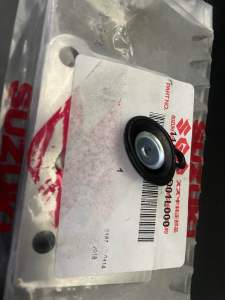 Van ngắt gió bình xăng con axelo 125 revo 110