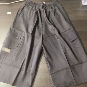 พร้อมส่ง กางเกงขาสั้น กางเกงขาสั้นผู้ชายเอวยางยืด กางเกงผ้าร่มคุณภาพอย่างดี (ใส่ได้เอว28 -44นิ้ว ) มี4สี