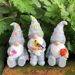 3Pcs Resin Garden Gnome Statue Outdoor Gnome Ornament Garden Gnome Statue Set for Patio Lawn Yard Home Tabletop Decoration