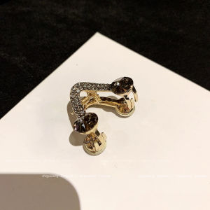 High Ponytail Fixing Hair Clip Water Drilled Shark Design