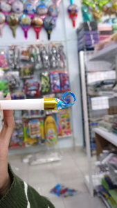 Peluit Tiupan Kertas Metalik Blowout  Party Blower