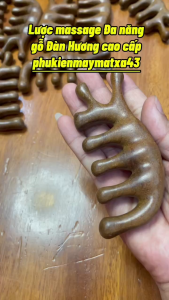 Lược mɑssage Đầu Đa Năng - Gỗ Đàn Hương Cao Cấp - dài 12cm x 55cm dùng cùng Tinh dầu Ngải cứu 10ml