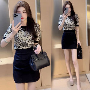 New Arrival Fashion Elegant Heavy Industry Pearl Retro Pattern Knitted Short-Sleeved Shirt + High Waist Slim-Fit Skirt Suit Female