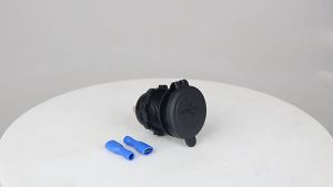 Charger Motor 3 Port 2 USB Type C dan 1 Port USB QC 3.0 45W