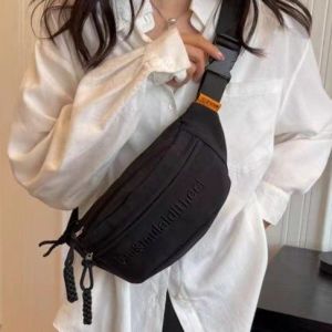 Tas Selempang/Waistbag Pria/Wanita Korean Stylish 100% Import