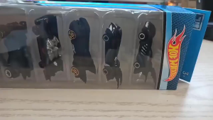 Diecast Car 6pcs/Set Comics Batman Batmobile Die-Cast Cars Wheels Cars Set 1 64 Scale Die Cast Car