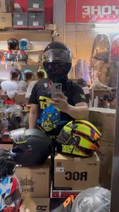 Mũ Fullface ROC05 đen bóng-Nón bảo hiểm Fullface 2 kính ROC05 hàng chính hãngTặng đuôi gió PISTA và khăn ninja cao cấp