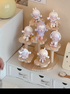 พร้อมส่ง ส่งจากไท ชั้นวางโมเดลไม้ ชั้นวาง Popmart Labubu Art Toy ชั้นวางฟิกเกอร์ ฐานเป็นไม้ แข็งแรง ตั้งโชว์ของสะสม ประกอบง่าย