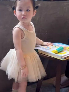 Girls Summer Princess Dress 2025 New Style Childrens High Waist Mesh Puffy Skirt One Year Old Baby Girls Birthday Dress