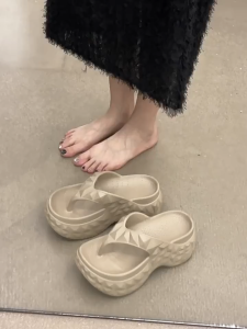 DBPLO New Slippers for Women 2025 Platform Non-slip Flip Flops Anti Slip High-heeled Slippers