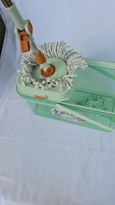 SKG ชุด ไม้ถูพื้น ปั่นแห้ง ปั่นน้ำ ได้ จุ 8ลืตร รุ่น SK-6636 สีเขียวใส