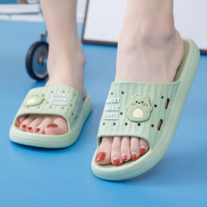 รองเท้าแตะพื้นนุ่มลายการ์ตูนสำหรับผู้หญิงในบ้านและกลางแจ้ง กันลื่น ใส่สบาย รองเท้าแตะพื้นนุ่มสำหรับผู้หญิงในช่วงฤดูร้อนปี 2025