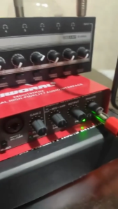 Audio Interface 2in 3out Sample Rate 24bit/192khz With Real-Time Monitoring Mono And Stereo Sound Card Plug And Play For Game Dj Speaker Podcast