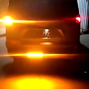 Dải Đèn Led Tín Hiệu Cảnh Báo 12V Hình Xương Cá Gắn Đuôi Xe Hơi Xe Tải Xe Con Xe Bán Tải SUV RV Van