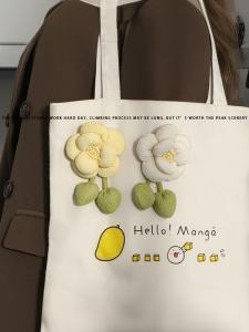 Retro Style Fabric Tea Rose Brooch Beaded Heart Chest Flower High End Plush Pin Clothing Accessories Sweet Floral Pattern