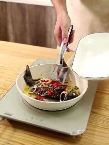 Premium 304 Stainless Steak Clamp Double Sided Frying Spatula Fish Meat Bread Barbeque Clip Food Gripper Kitchen Utensil