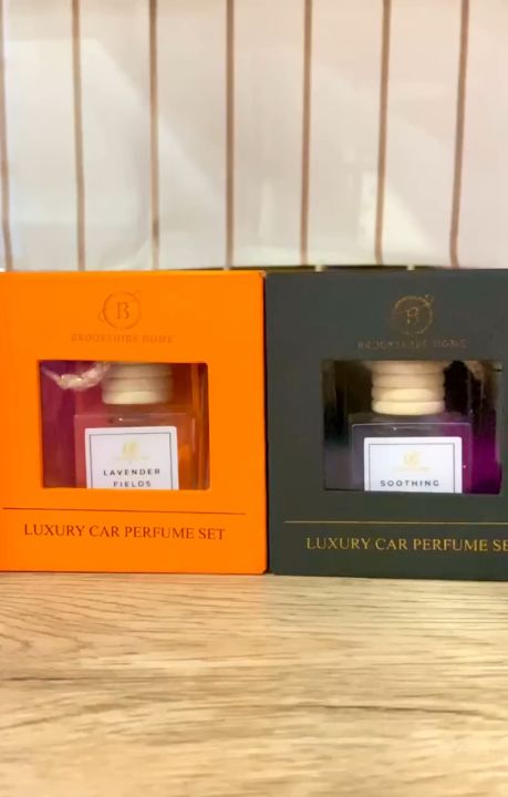 Luxury Car Scent Gift Set with Car Diffuser Oil Refill Hanging Car