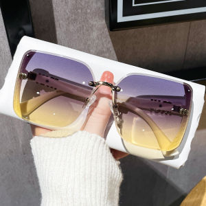 Womens Fashion Trimmed Half Frame Sunglasses Trendy Simple Design with Fine Glitter High Quality 2025 DS-1002