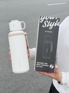 VRIUKNT | 1pc Minimalist Large-Capacity Vacuum Stainless Steel Insulated Bottle High-Appearance with Filter & Pouring Lid