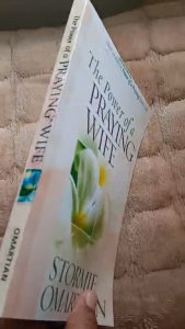 THE POWER OF PRAYING WIFE - Stormie Omartian (Christian Books) (Bible) (Inspirational) (Gospel)