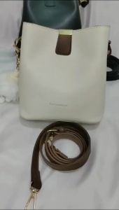Tas Selempang Wanita Import Free Gantungan .Shoulder Bag/ Sling Bag /HandBag Wanita Import