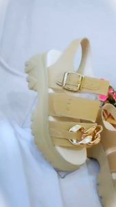 Gevani Sandal Tali Wanita Gigi Rantai Sol Tebal 5 Cm Hitam Krem Putih (580)