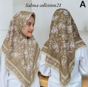 Hijab Sprig of flower Voal print Segi Empat cantik