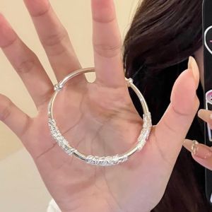 Fashionable Delicate Floral Pattern Silver Open Bracelet for Women