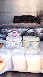 Túi xách nữ đeo chéo đeo vai cầm tay dáng hộp màu sắc nổi bật chất da thổ cẩm mềm mại để vừa đt và đồ cá nhân TC10