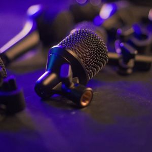 Nexadyne™ 5 Supercardioid Dynamic Guitar Amp Microphone for Professional Live Performance