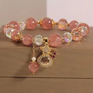 Natural Crystal Strawberry Crystal Bracelet Lucky Bag Pendant Simple Luxury Design Gift for Best Friend Girlfriend