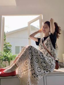 Retro Cut Out Lace Halter Skirt T-shirt Suit Summer French Style Design Holiday Dress Two-piece Set Women