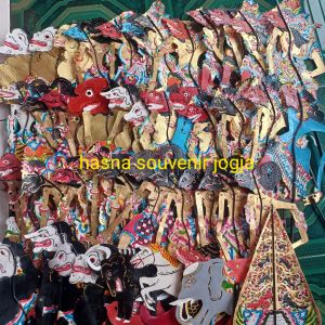 wayang mainan mini 30 cm bahan kulit