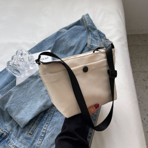 กระเป๋าสะพายข้างผ้าใบสไตล์ญี่ปุ่นและเกาหลีสำหรับผู้หญิง กระเป๋าสะพายข้างแบบลำลองขนาดเล็ก กระเป๋าถือแบบพกพา กระเป๋าผ้าไนลอน กระเป๋าถือแบบลำลอง