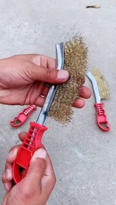Brass wire brush แปรงลวดทองเหลือง ขัดปัดสนิม ด้ามพลาสติก Wire Brush rust brush