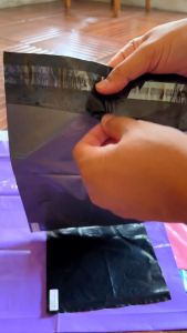 Plastik Packing olshop Polymailer 35x50 warna Hitam Pink Silver Ungu Biru Muda isi 50 Lembar