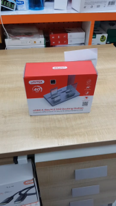 UNITEK USB4 4-Bay M.2 SSD Docking Station speeds up to 40Gbps. รุ่น S1243BGY01-EU