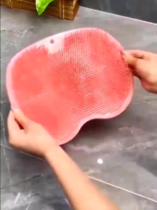 Sikat Pijat Kaki Badan Silicone Dengan Suction Cup Alat Bantu Pembersih Penggosok Punggung Kaki