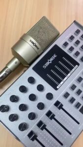 Siborie【Free OTG】Y12 soundcard +103 mic + H7 headphone + OTG-IPhone/Type C Kabel Konversi for Streaming Langsung karaoke 100% asli dan asli Siap COD