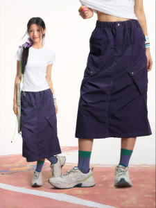 JNXS | Chân Váy Thể Thao Ngoài Trời Cấu Tạo Caro Màu Đơn Khối Thêu Spring Summer