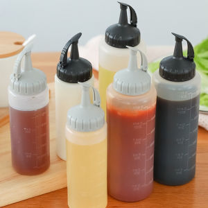 350ML Condiment Squeeze Seasoning BottleKitchen Plastic Syrup Salad Dressing Container Food Dispenser Sauce Squeeze Squirt Bottle Container Food Dispenser