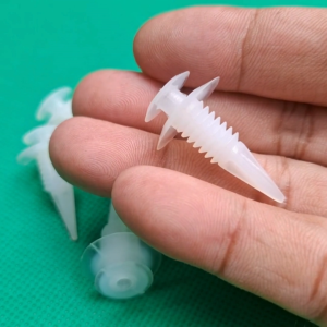 5 pcs Kancing Doortrim Backleading panther touring Klip Door trim Isuzu panther touring dll