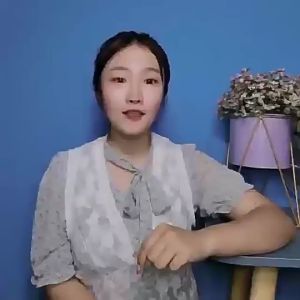 Electric Heated Eyelash Curler with Smart Silicone Pads for Long-Lasting Curls 睫毛卷翘器