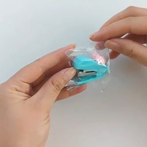 Creative Cartoon Mini Stapler Cute Staple Stationery with Key Chain Small Stapler for Students Stapler Kanak Sekolah