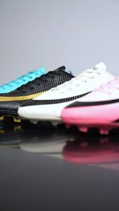 ความช่วยเหลือน้อย Shoes จัดส่ง 1-3 วัน】ชั่วโมง พร้อมส่งจากไทย รองเท้าสตั๊ด รองเท้าฟุตซอล 31-43 ผู้ใหญ่เด็ก AG soccer shoes